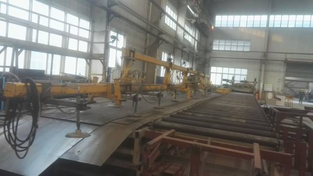 中國(guó)中車集團(tuán)長(zhǎng)薄鋼板上下料吊裝技術(shù)解析